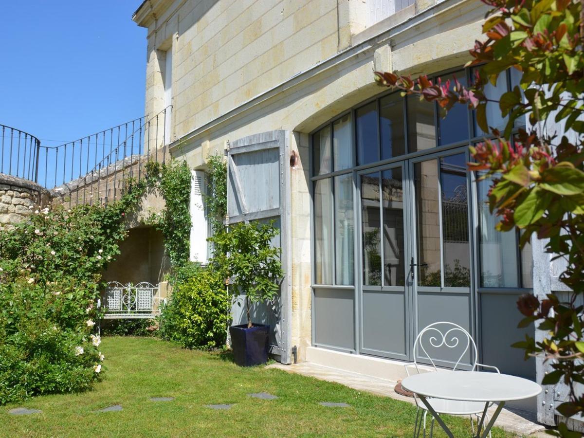 La Penesais Villa Beaumont-en-Veron Room photo