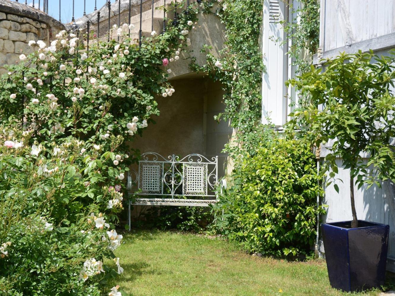 La Penesais Villa Beaumont-en-Veron Room photo