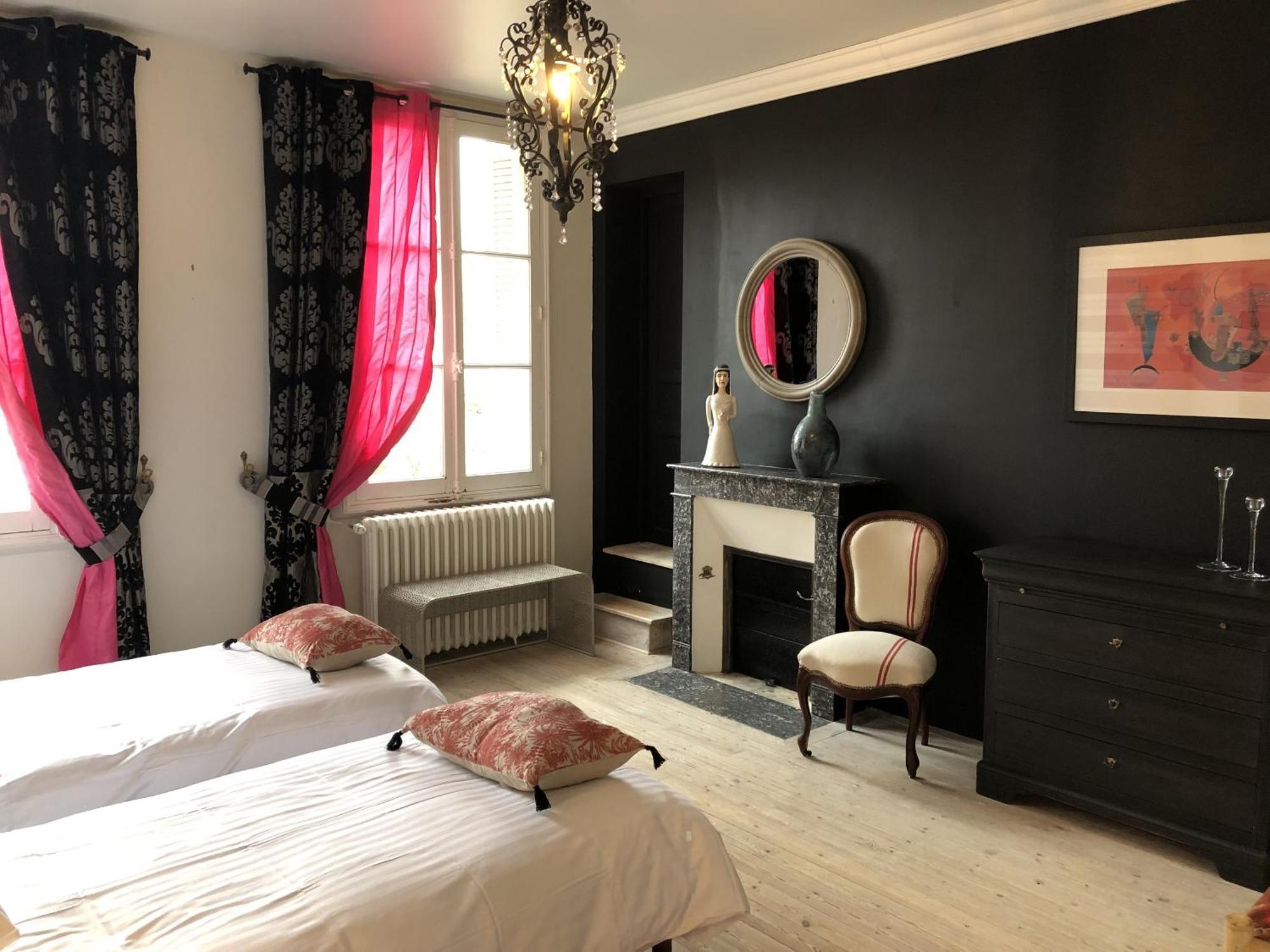La Penesais Villa Beaumont-en-Veron Room photo
